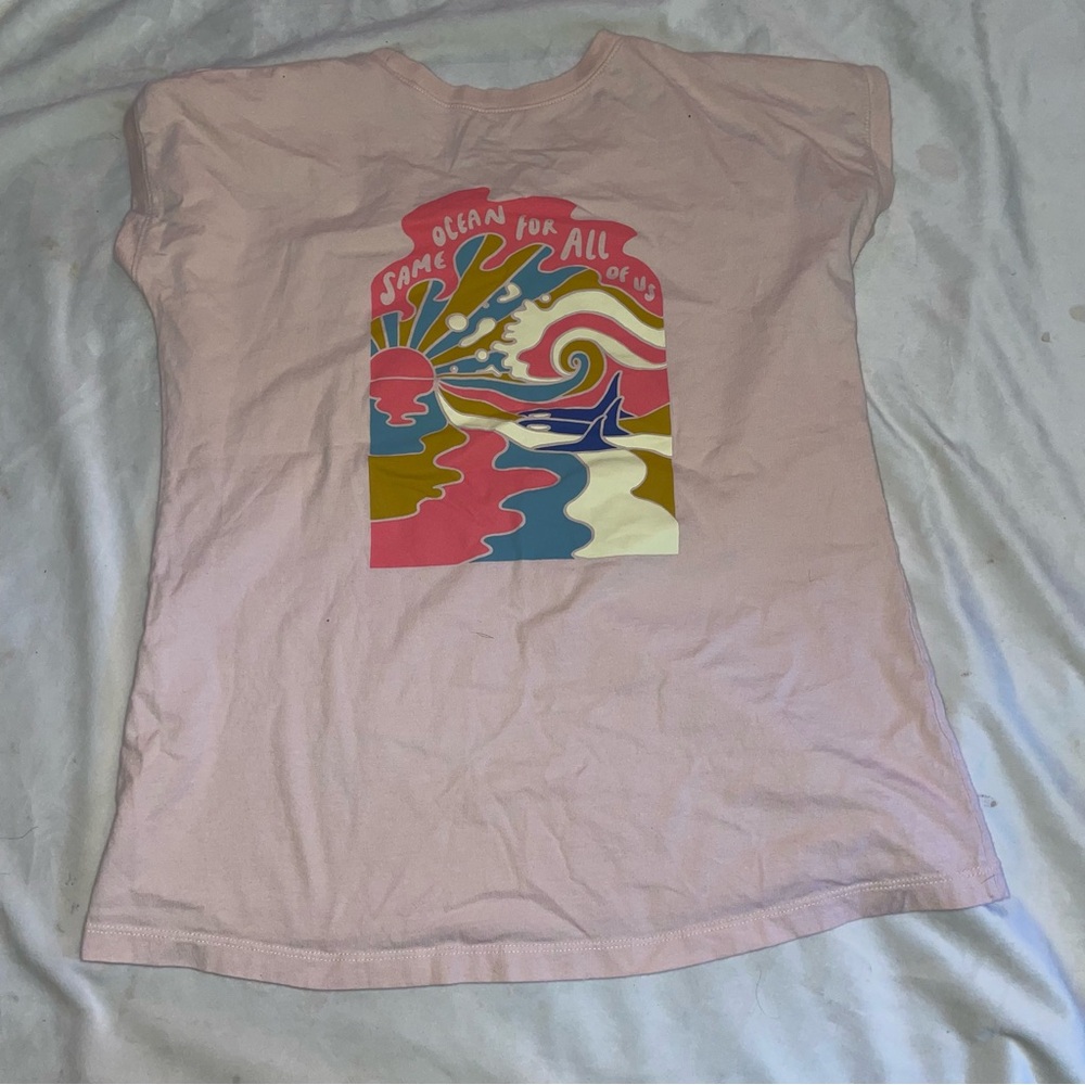 Patagonia Pink T-Shirt - Picture 2 of 3